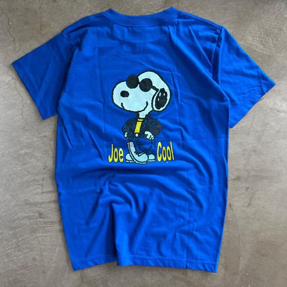 Vintage Snoopy Peanuts Joe Cool Cartoon T-shirt